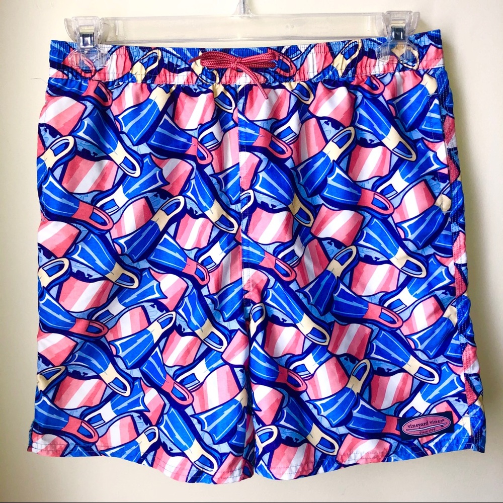 Vineyard Vines boys printed Chappy Trunks size XL
